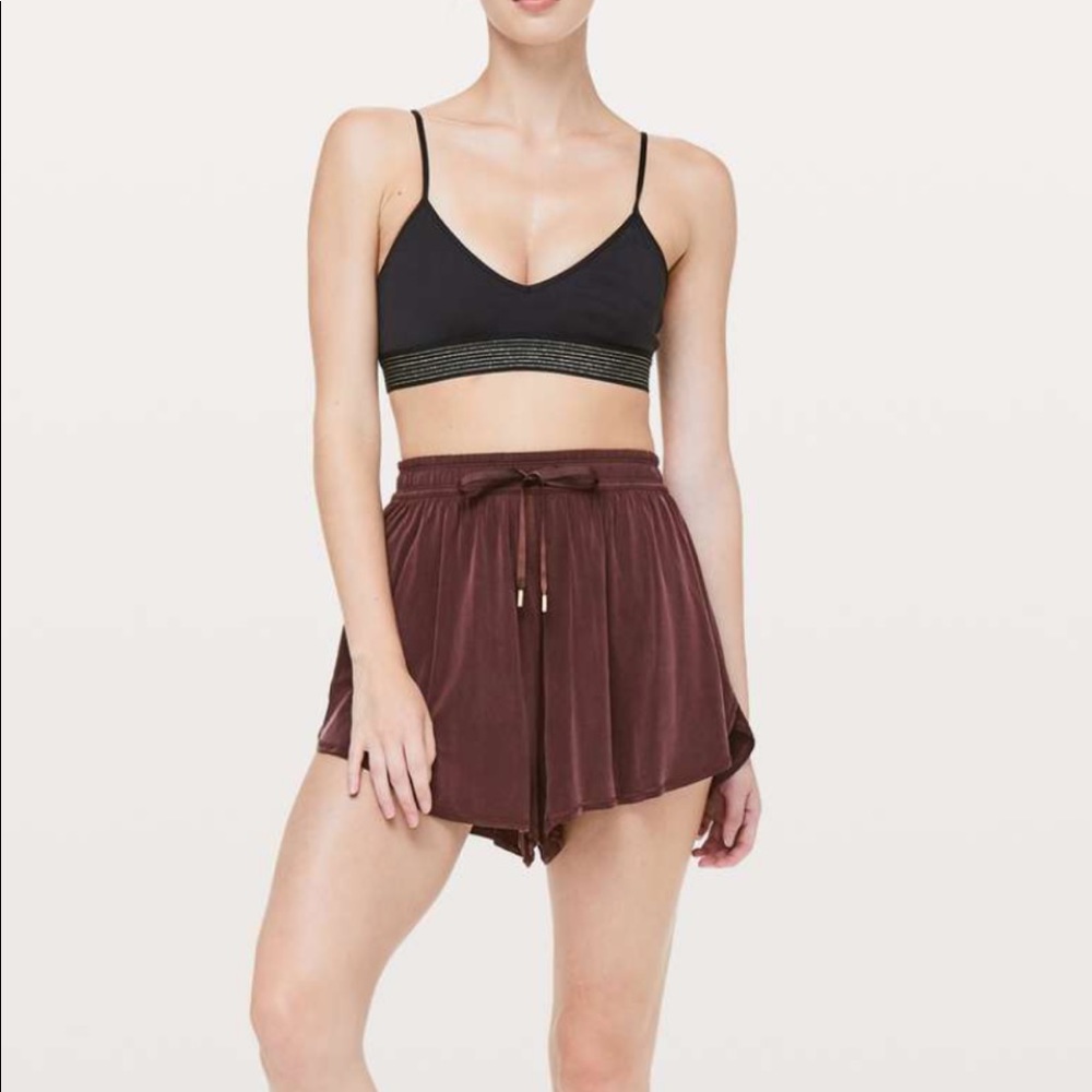 Lululemon 🍋 Principal Dancer Shorts NEW!